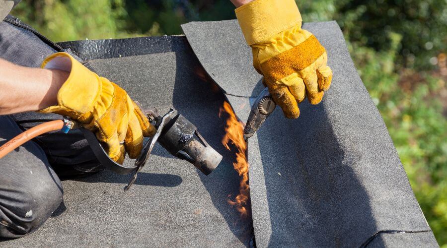 Professional gutter cleaning in Ellsworth, MI